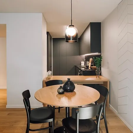 Apartment Tamariz - 1 Bedroom And Pool In Avenidas Novas Lisbon